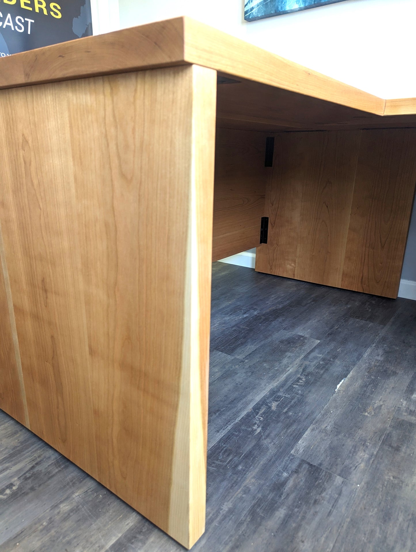 Cherry L-Shaped office desk furniture with two drawers